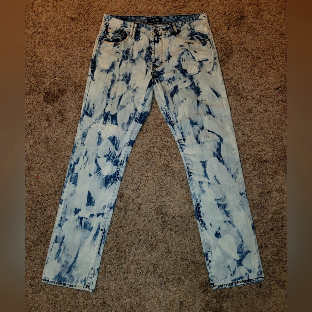 Akoo jeans